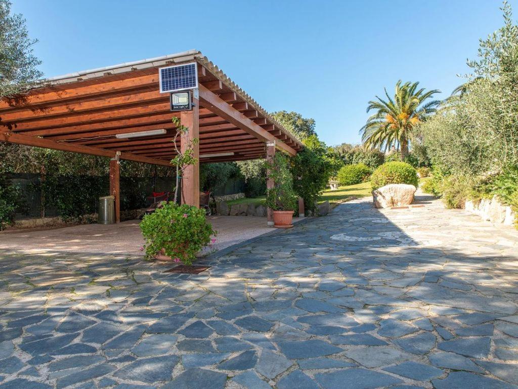 Residence Villa Smeralda Telti Exterior photo